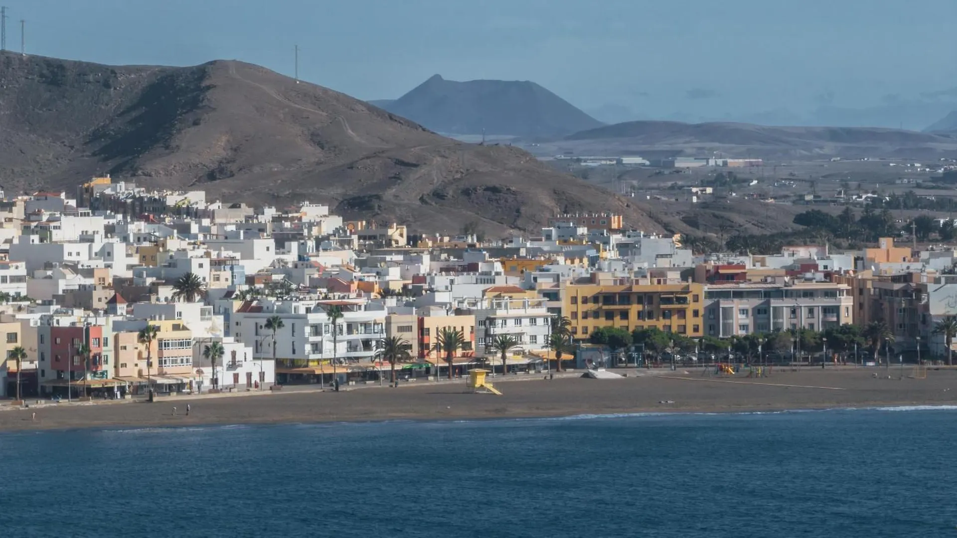 Casa Amaya - Spacious House With Pool, Large Garden, Bbq, 2 Terraces, And Ideal Location El Charco