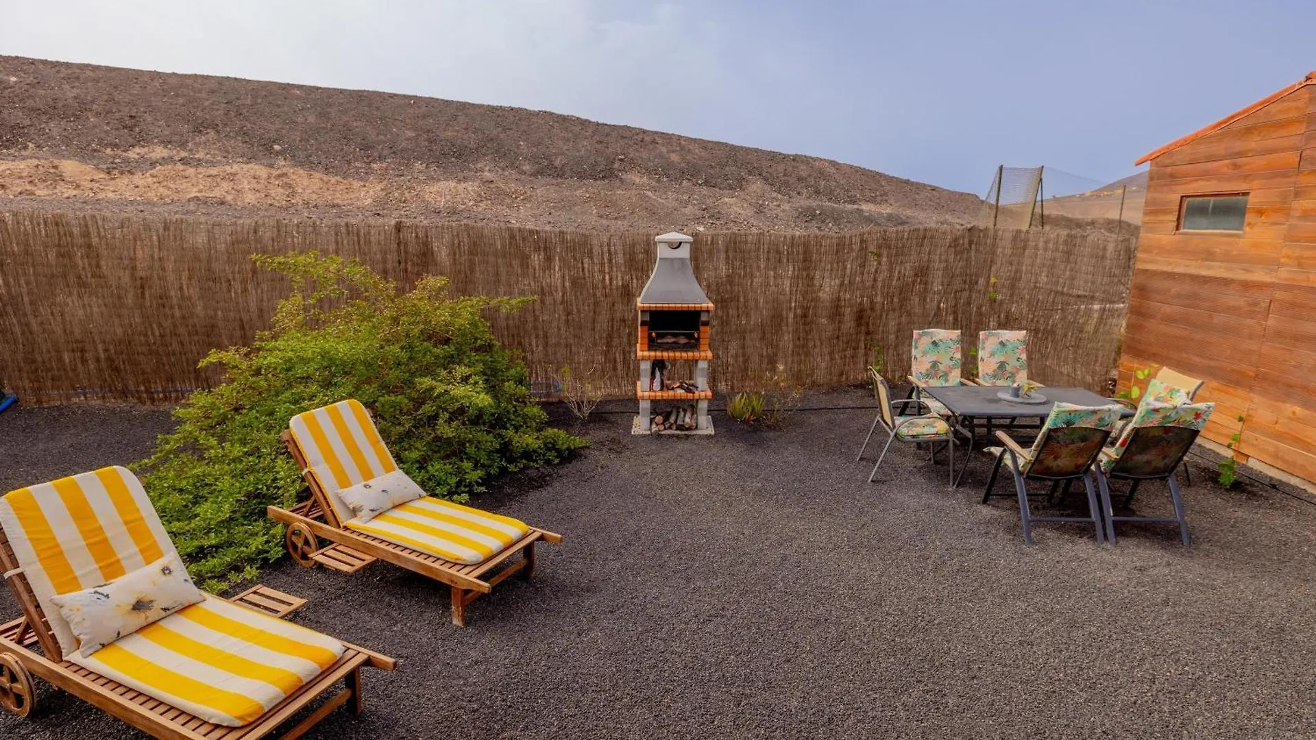 Casa Amaya - Spacious House With Pool, Large Garden, Bbq, 2 Terraces, And Ideal Location El Charco  Holiday home El Charco (Las Palmas)